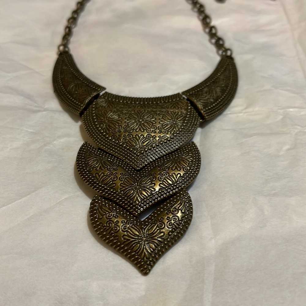 Necklace Set - Picture 2 of 4